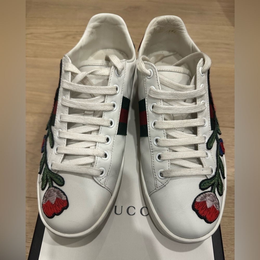 Gucci sneakers size 37